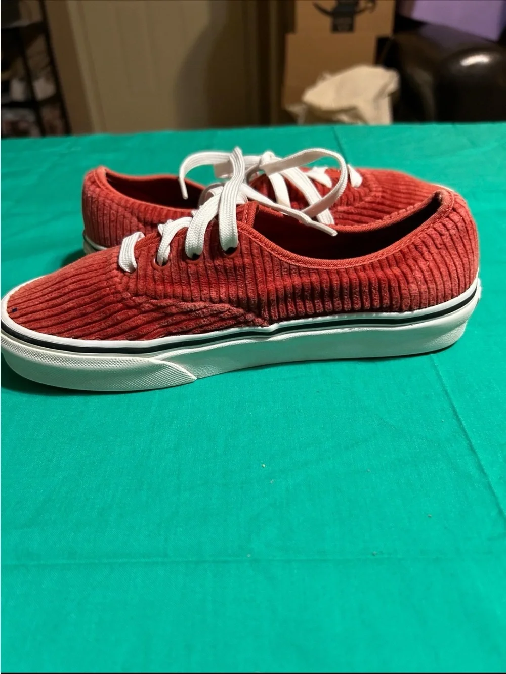 Vans Kids Corduroy Lace-Up Sneakers in Rust Red